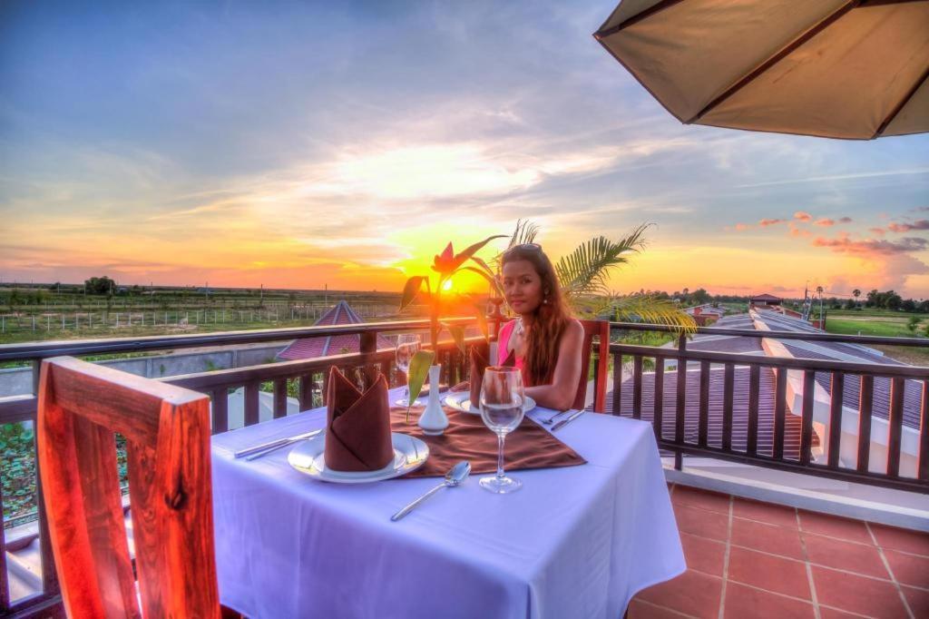 Ry'S Lotus Resort D'Angkor Siem Reap Luaran gambar